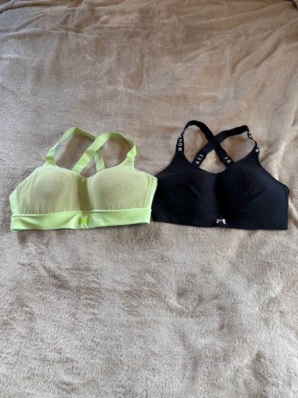 2 Under Armour Women’s Compression Sports Bras Size L